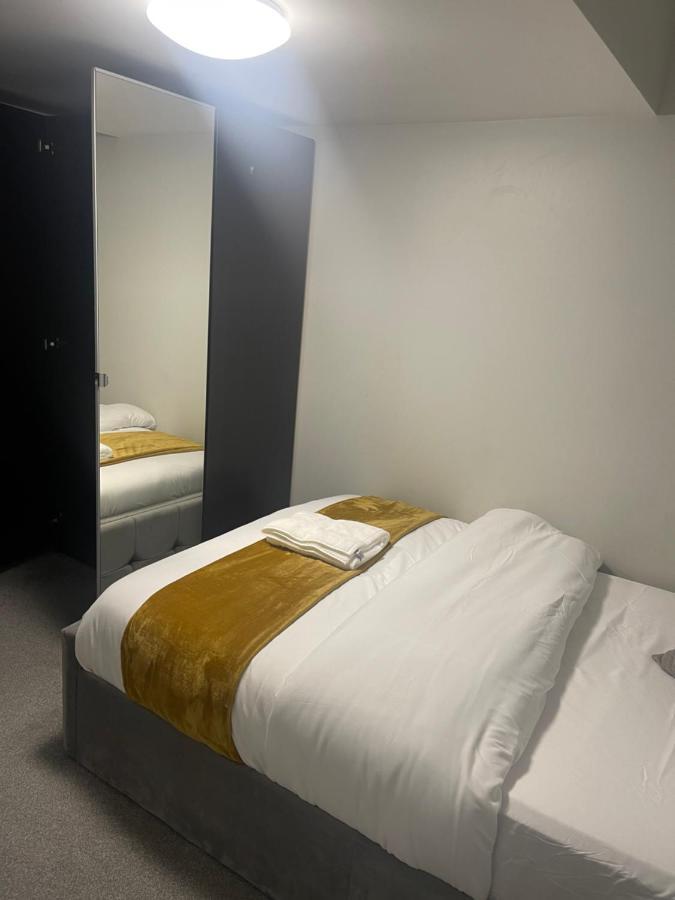 Beautiful En-Suite Bedroom Ipswich Ngoại thất bức ảnh