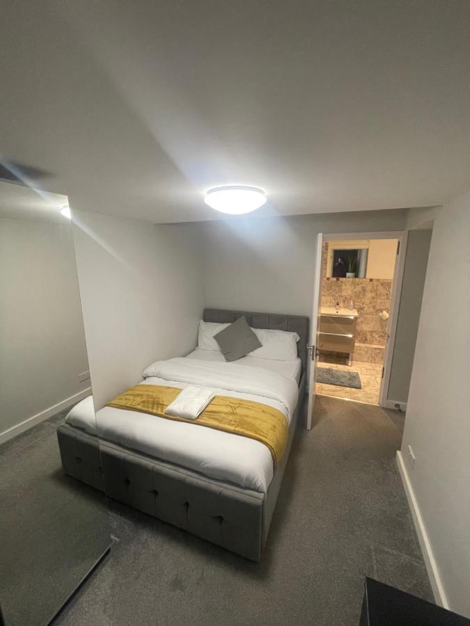 Beautiful En-Suite Bedroom Ipswich Ngoại thất bức ảnh