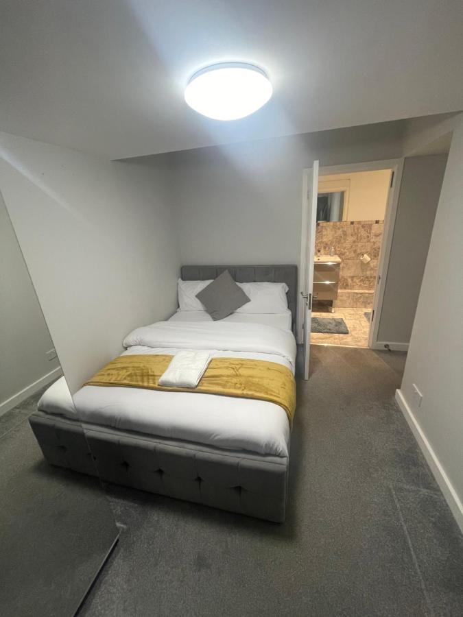 Beautiful En-Suite Bedroom Ipswich Ngoại thất bức ảnh