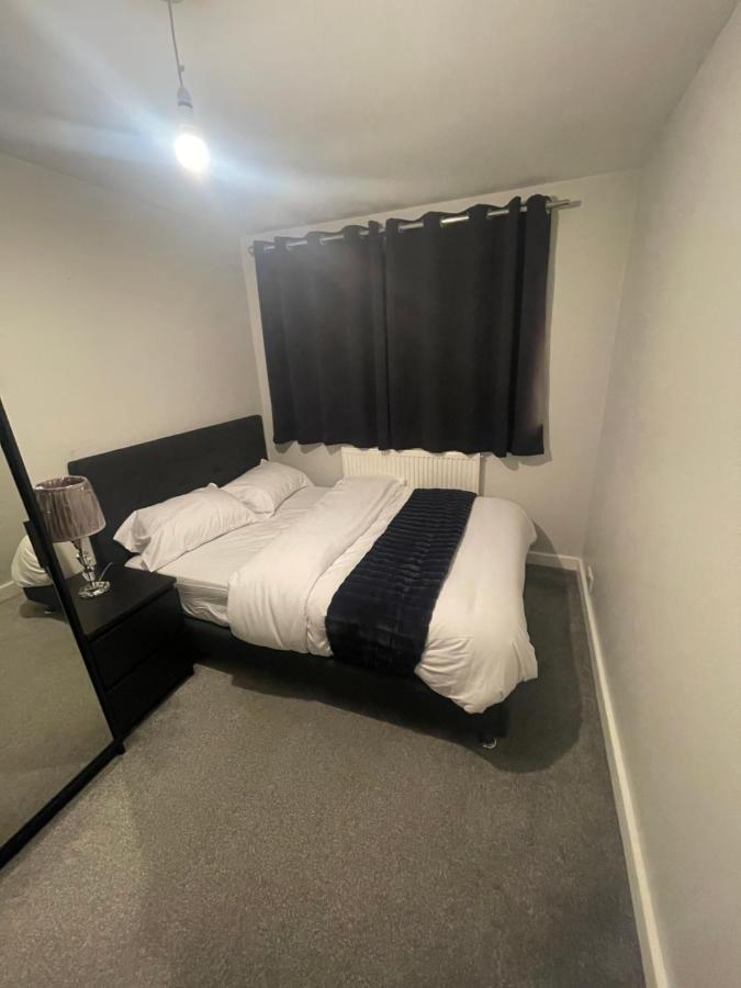 Beautiful En-Suite Bedroom Ipswich Ngoại thất bức ảnh