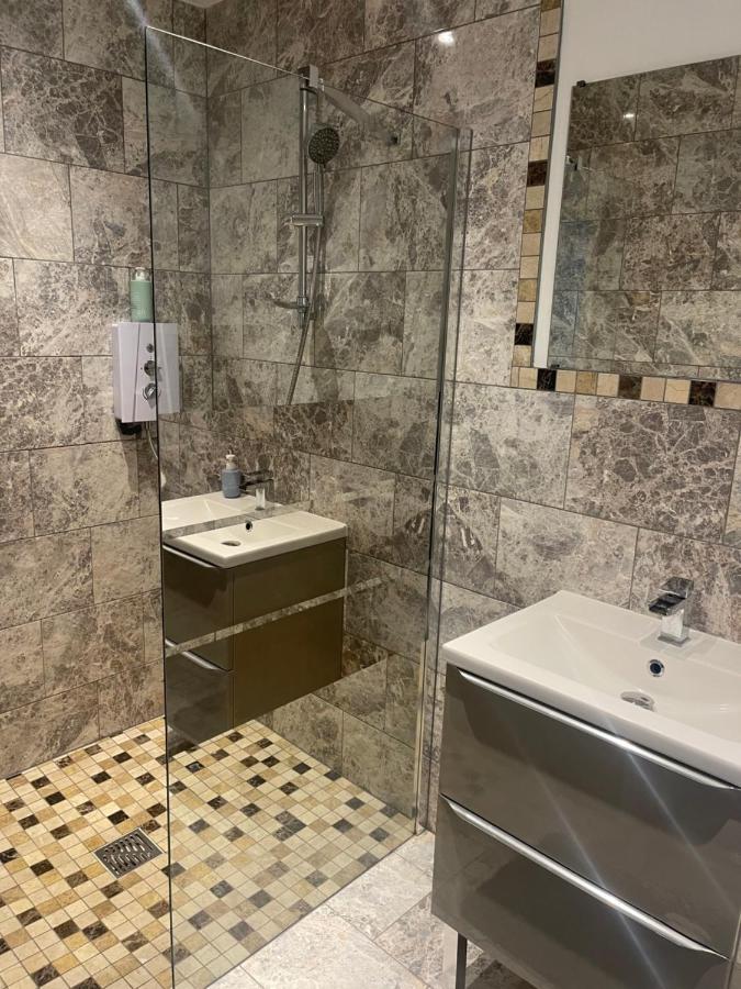 Beautiful En-Suite Bedroom Ipswich Ngoại thất bức ảnh